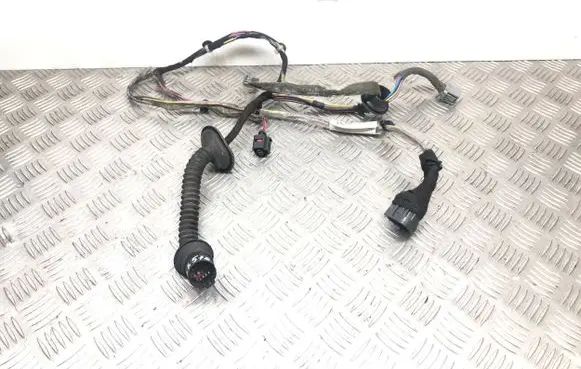 Volvo V70 Rear door wiring loom D8645683004 8645683 A0225