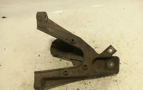Audi A6 S6 C6 4F Engine mounting bracket 4F0199308F