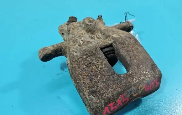Suzuki Swift I Front brake caliper IMPRK1515403