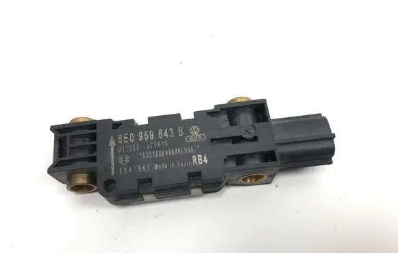 Audi A4 S4 B7 8E 8H Airbag deployment crash/impact sensor 8E0959643B