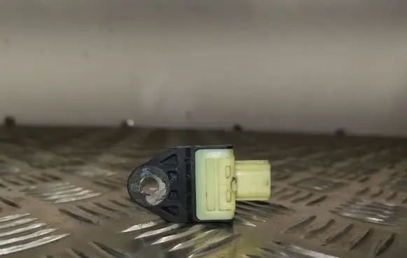 Subaru XV Airbag deployment crash/impact sensor 98231FJ000