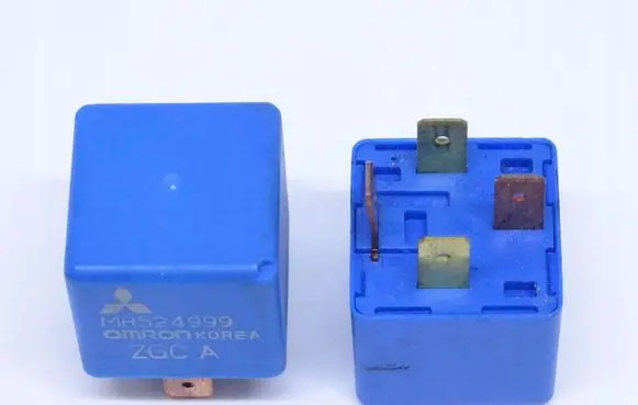 Mitsubishi Pajero Other relay MR524999