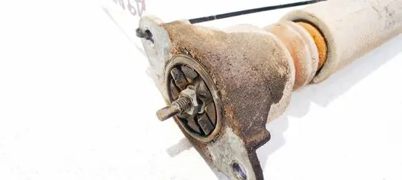 Ford Fiesta Coil spring mount 