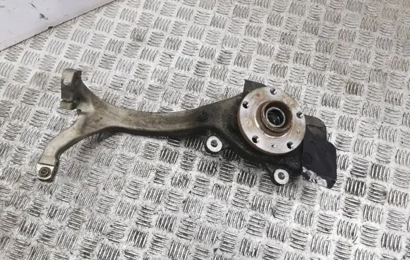Bentley Flying Spur Front wheel hub 4E0258M