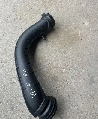 Intercooler hose/pipe