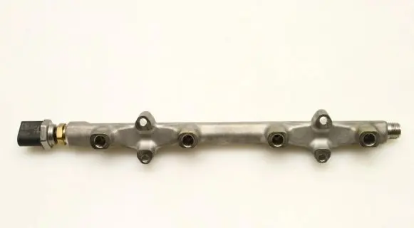 Volkswagen Golf VII Fuel main line pipe 05E133320B