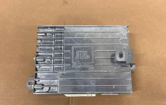 Toyota Mirai Sound amplifier 8628062010
