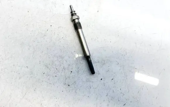Mercedes-Benz E W124 Glow plug 11721087