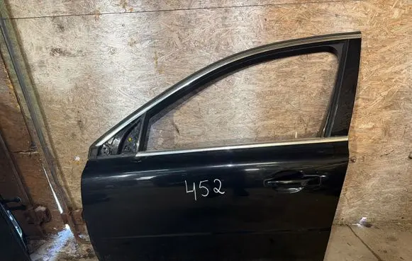Volvo S80 Front door 