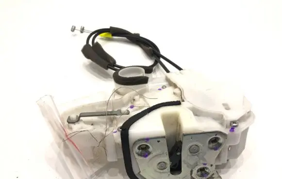 Mitsubishi Mirage VI G4 Attrage Front door lock