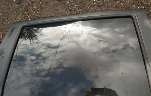 Hyundai Matrix Rear door window glass