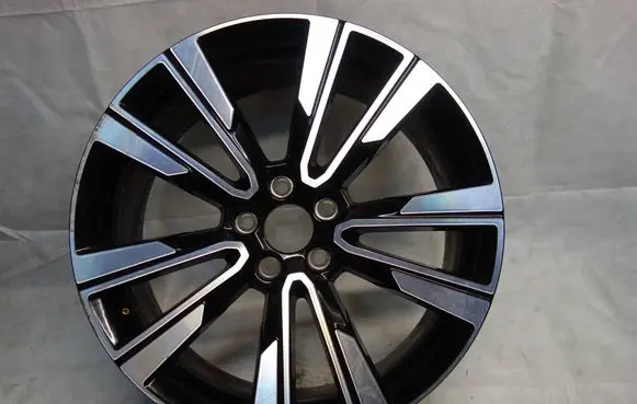Volvo V60 R19 alloy rim 31380202