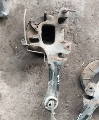 Volvo V60 Rear wheel hub 6G915A968