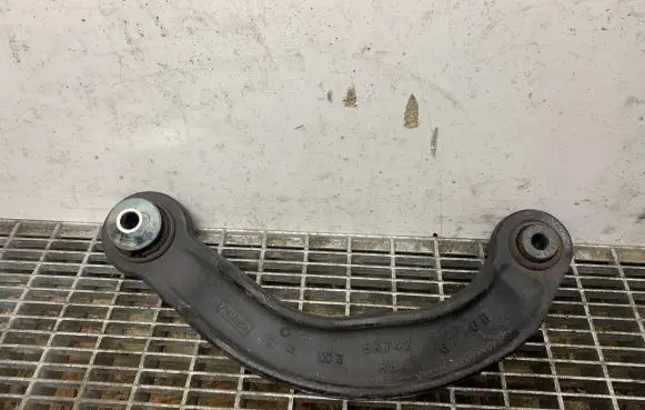 Ford Mustang VI Rear upper control arm/wishbone