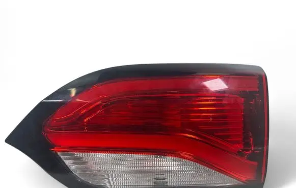 Chrysler Pacifica Tailgate rear/tail lights P68228940AE