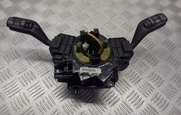 Ford Focus Headlight wiper switch 4M5T-13N064-FH