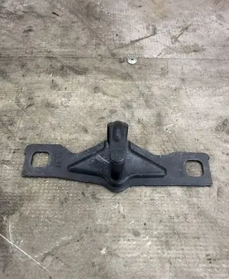 Audi A3 S3 8V Loading door lock loop/hook striker 8V5827507