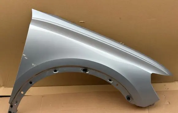 Audi Q3 F3 Fender BLOTNIKQ83A