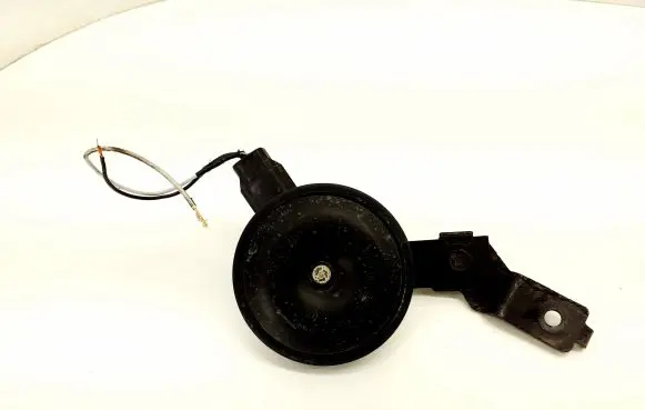 Hyundai i40 Horn signal 966303X001