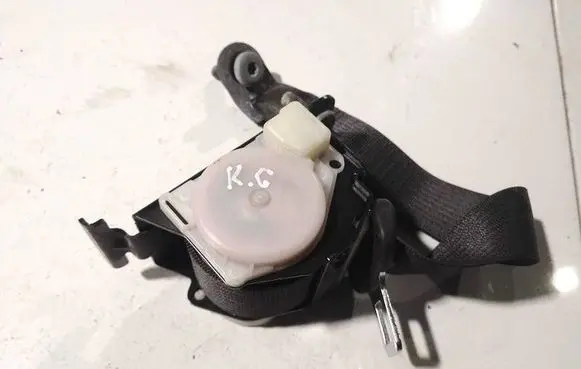 Opel Insignia A Rear seatbelt 