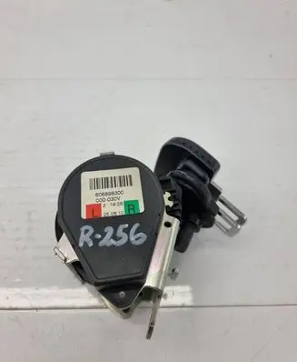 Audi Q7 4L Third row seat belt 4L0857811