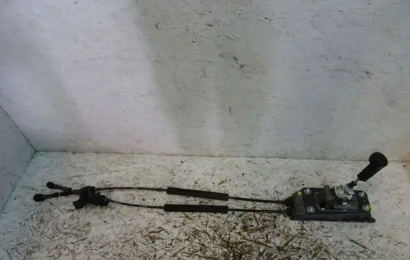 Skoda Fabia Mk2 (5J) Gear shift rod 6Q0711081E