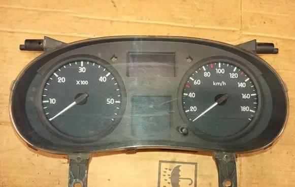 Renault Master II Speedometer (instrument cluster) P8200467952