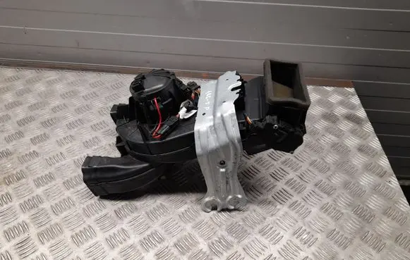 Mercedes-Benz GL X166 Interior heater climate box assembly T1013168B
