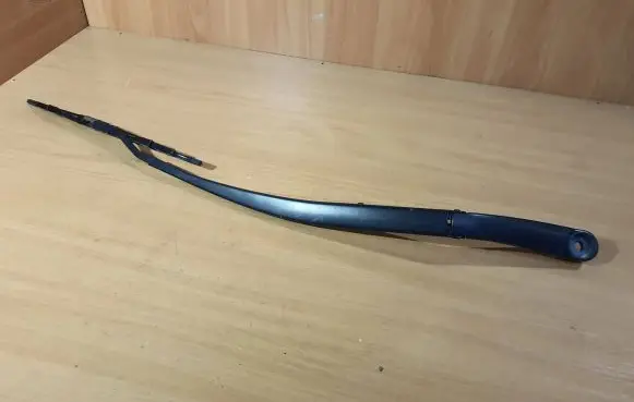 KIA Picanto Front wiper blade arm