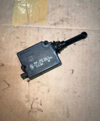 BMW X5 E53 Central locking motor 8379996