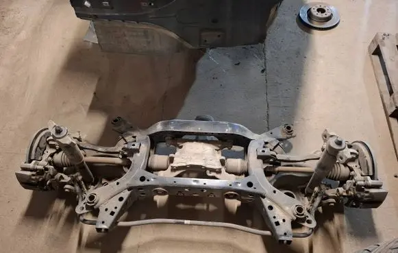 Ford Mustang VI Rear axle beam with reductor JR3W4000HB