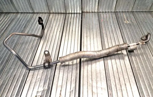 BMW 5 F10 F11 Turbo turbocharger oiling pipe/hose 851361602