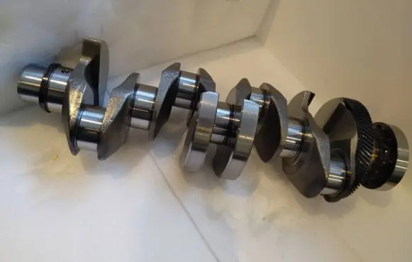 Jaguar E-Pace Crankshaft 204DTD