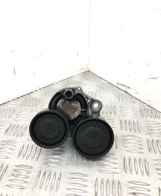 BMW 4 F32 F33 Belt tensioner pulley 