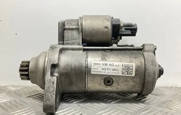 Volkswagen PASSAT B8 Starter motor 02Z911024L