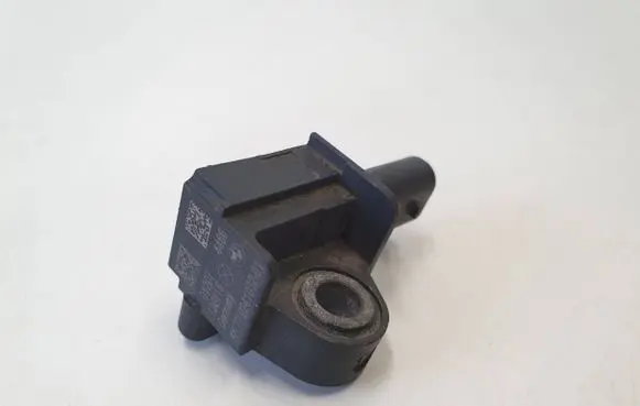 BMW 5 F10 F11 Airbag deployment crash/impact sensor 9241032 01207 130816