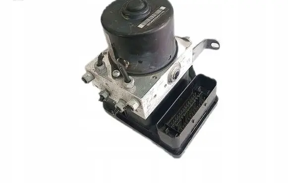 BMW 1 E81 E87 ABS Pump 6784764