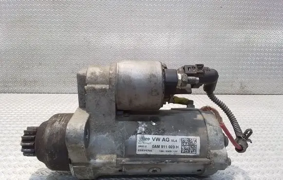 Volkswagen Caddy Starter motor 0AM911023H