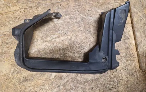 Volkswagen Golf II Intercooler air channel guide 068145 GTD