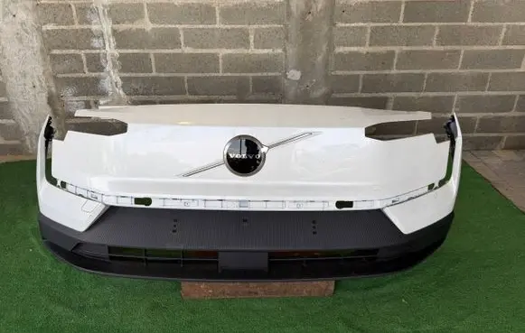 Volvo EX30 Front bumper 31345658