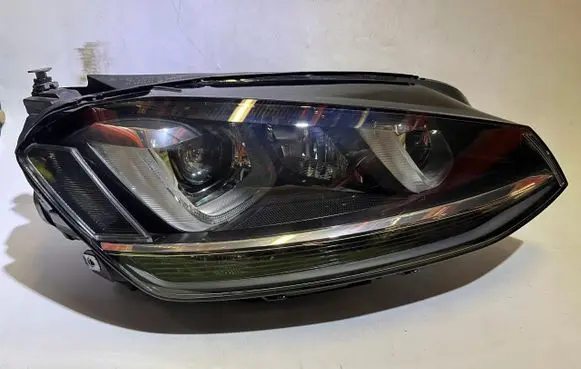 Volkswagen Golf VII Headlight/headlamp 5G1941034