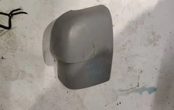 Mercedes-Benz Sprinter W901 W902 W903 W904 Rear bumper corner part panel trim 