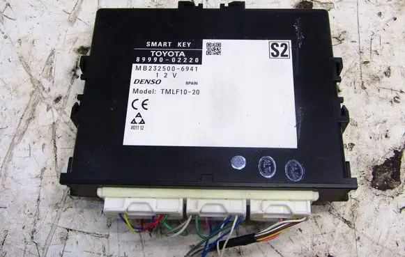 Toyota Auris E180 Keyless system antenna 89990-02220