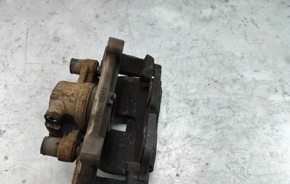 Volvo XC60 Front brake caliper 36011370
