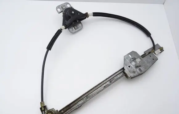 Volkswagen PASSAT B3 Rear door manual window regulator 357839402