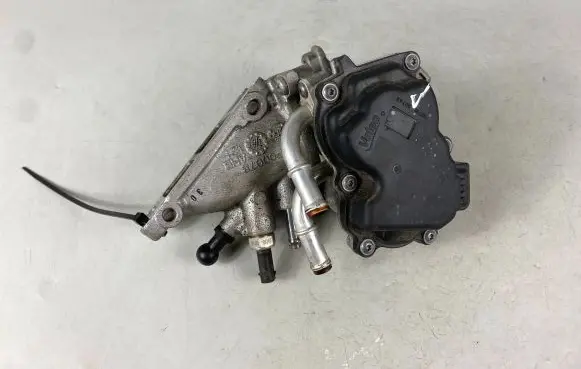 Skoda Superb B8 (3V) Electric throttle body valve 04L128059AA
