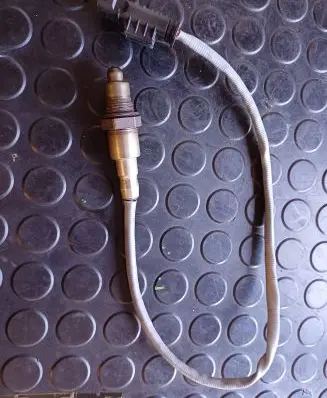 BMW 5 G30 G31 Lambda probe sensor 861129402