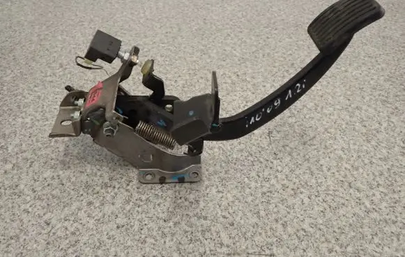 Hyundai i10 Pedal assembly 