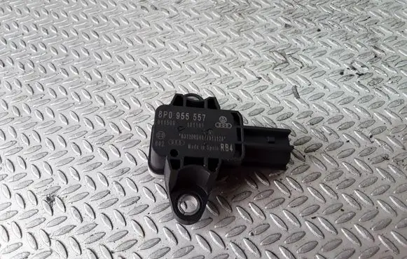 Audi A4 S4 B7 8E 8H Airbag deployment crash/impact sensor 8P0955557