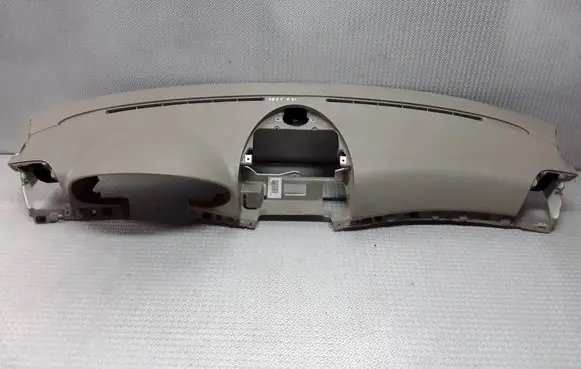 Mercedes-Benz E W211 Dashboard
